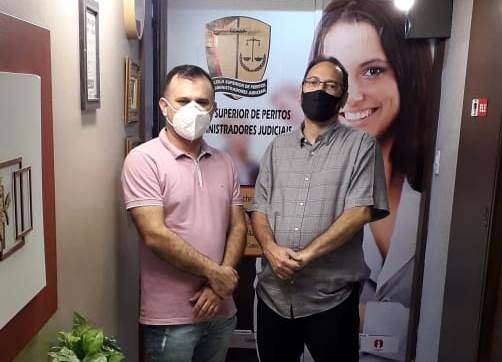 Adm. Antonio Tabosa, à esquerda, e o professor e administrador Agenor Studart, na foto, à direita