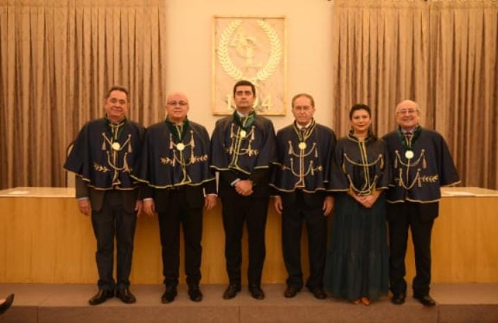 Conselheiro do CRA-CE e mais dois administradores tomam posse na Academia Cearense de Administração