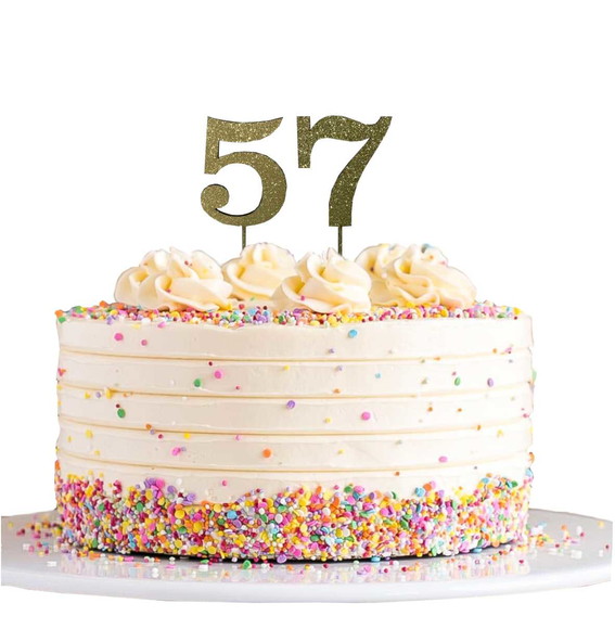 MÊS DO ADMINISTRADOR: 57 ANOS DE DESAFIOS E CONQUISTAS