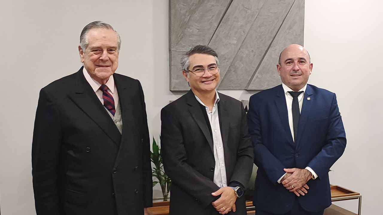 Plano de negócios assinado por Administrador é pauta de reunião com a Febraban