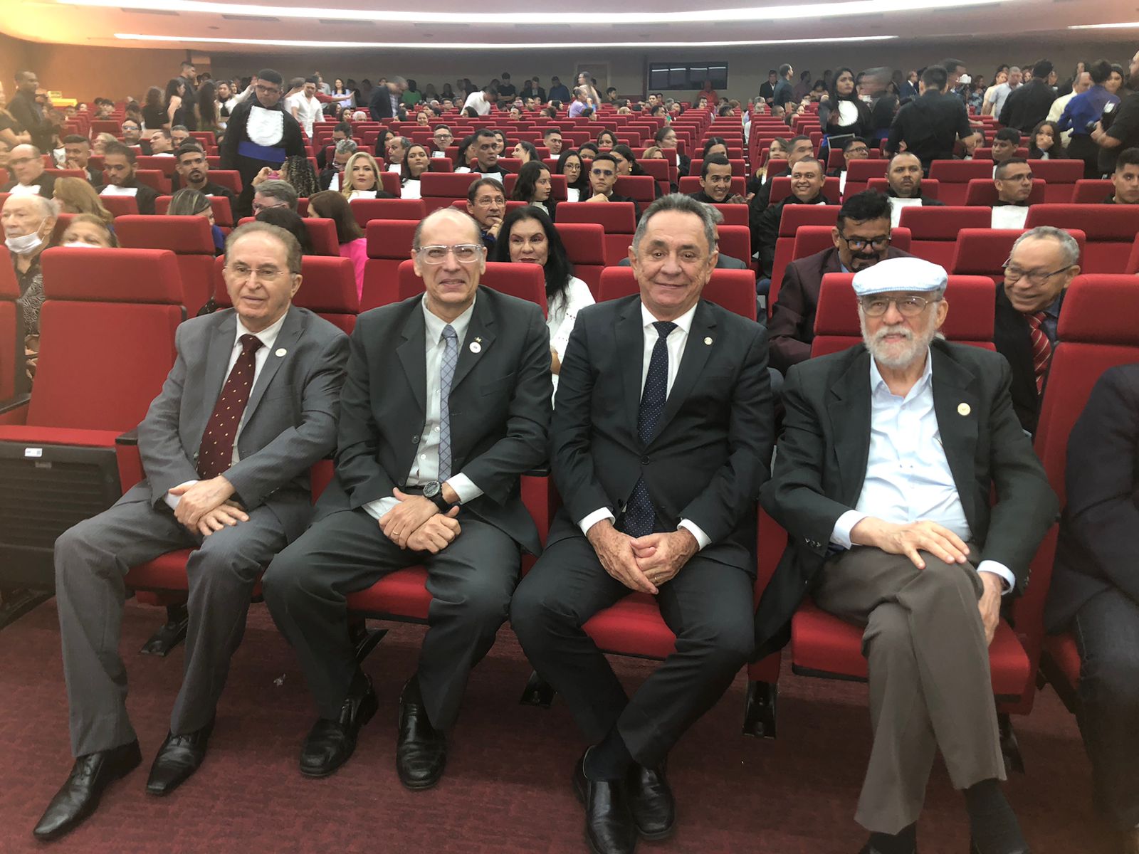 CRA-CE participa de sessão solene na Faculdade CDL