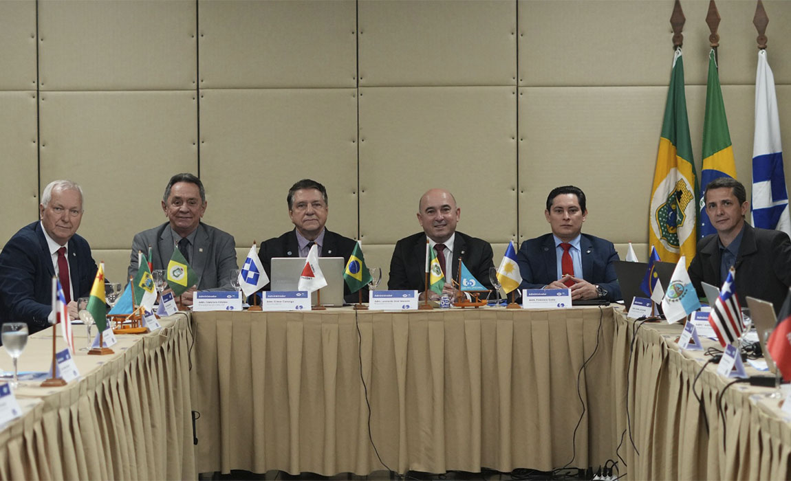 CRA-CE presente na sessão plenária do CFA