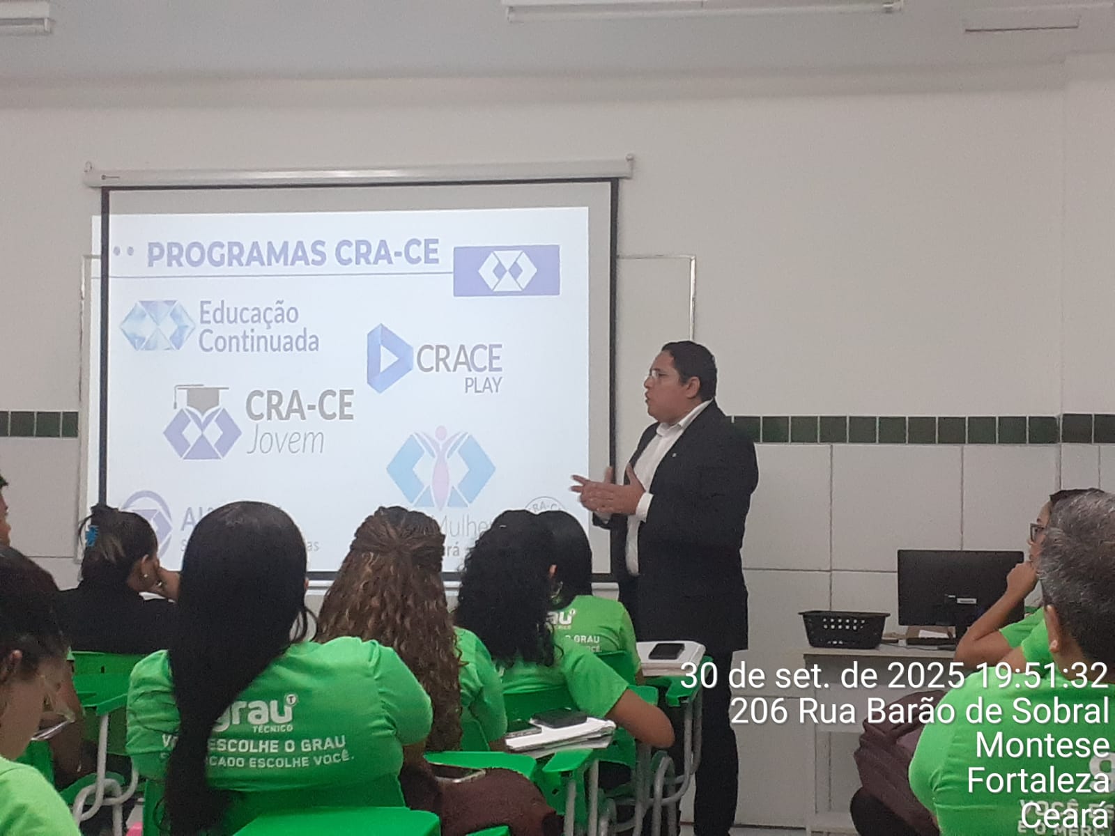 CRA-CE realiza palestra institucional no Grau Técnico Montese