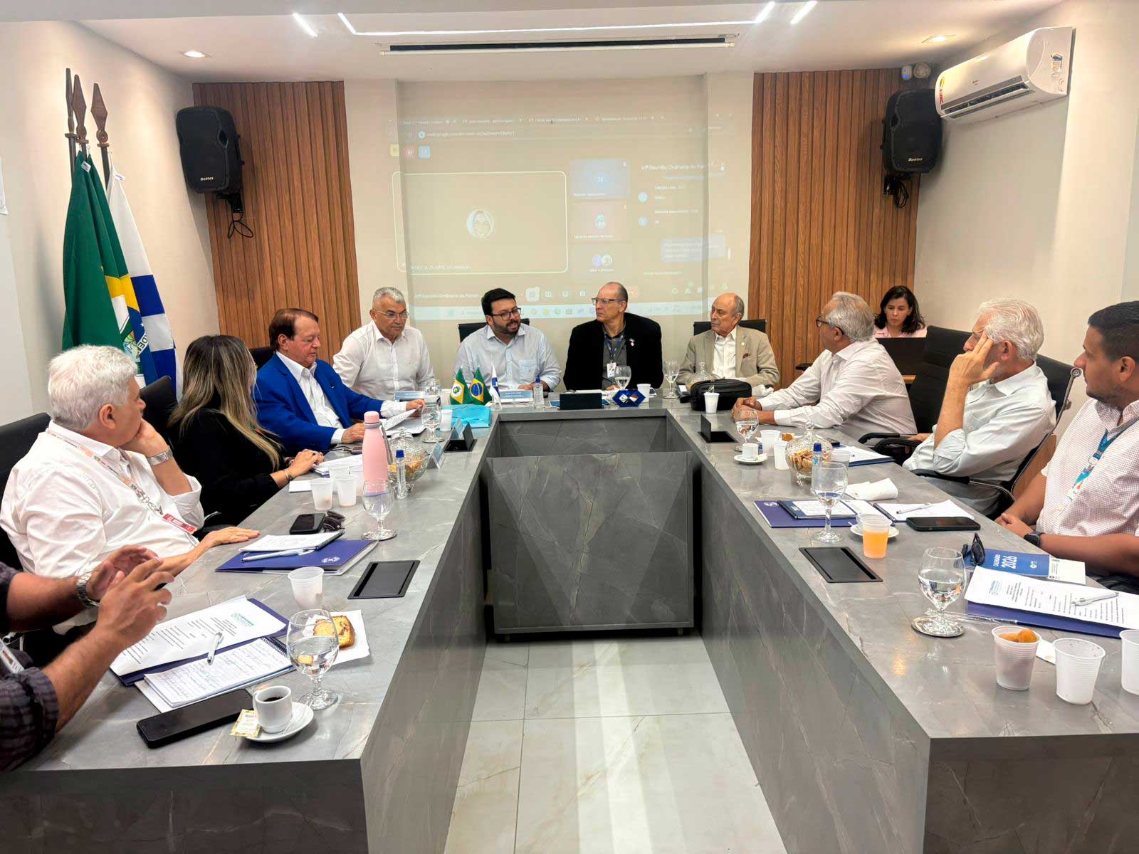 CRA-CE encerra 2025 sediando reunião do Fórum Estadual das Micro e Pequenas Empresas